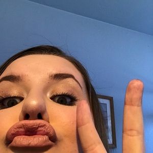 Meet your Posher, Kylie